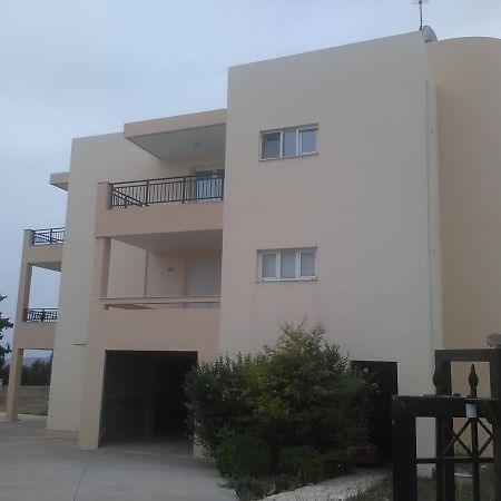 Bright Home In Rethymno Экстерьер фото